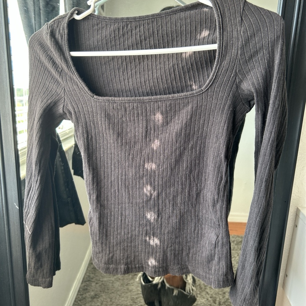 Women's Black Ribbed Top